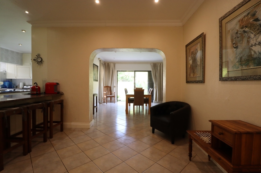 4 Bedroom Property for Sale in Summerstrand Eastern Cape
